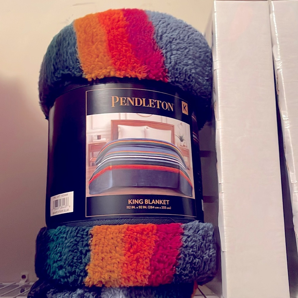 New King Size Pendleton Serape Stripes Sherpa Fleece Blanket